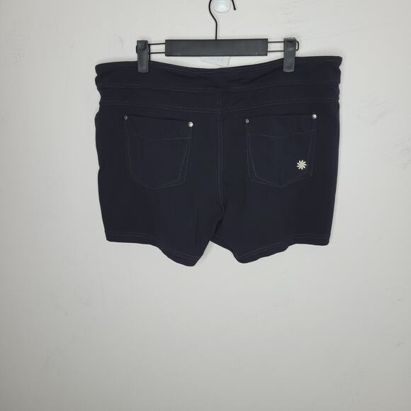 Athleta Womens Shorts Size XL Stretchy Black Drawstring Pull on Gym Walking Zip - Picture 4 of 9